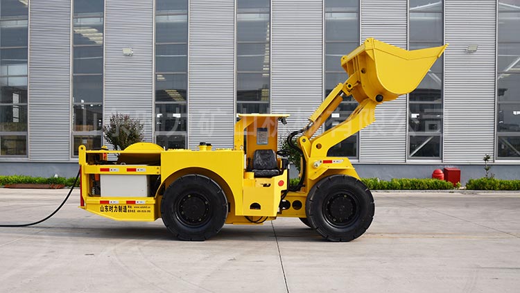 1方電動鏟運(yùn)機(jī)