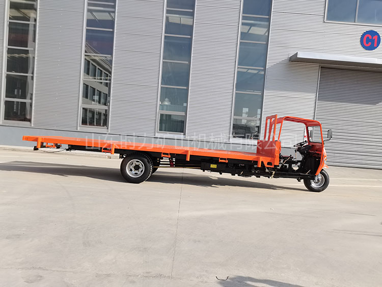 平板物料運(yùn)輸三輪車(chē)